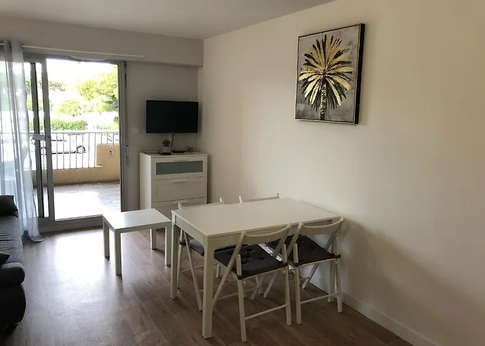 Studio Port D\'Hyeres