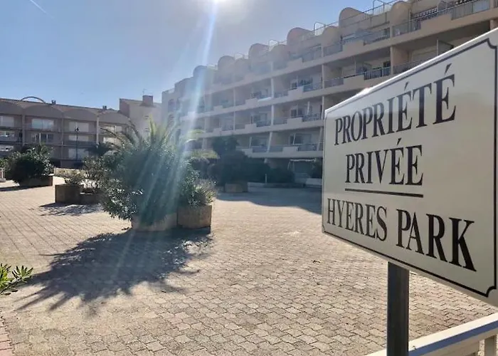 Studio Port D\'Hyeres